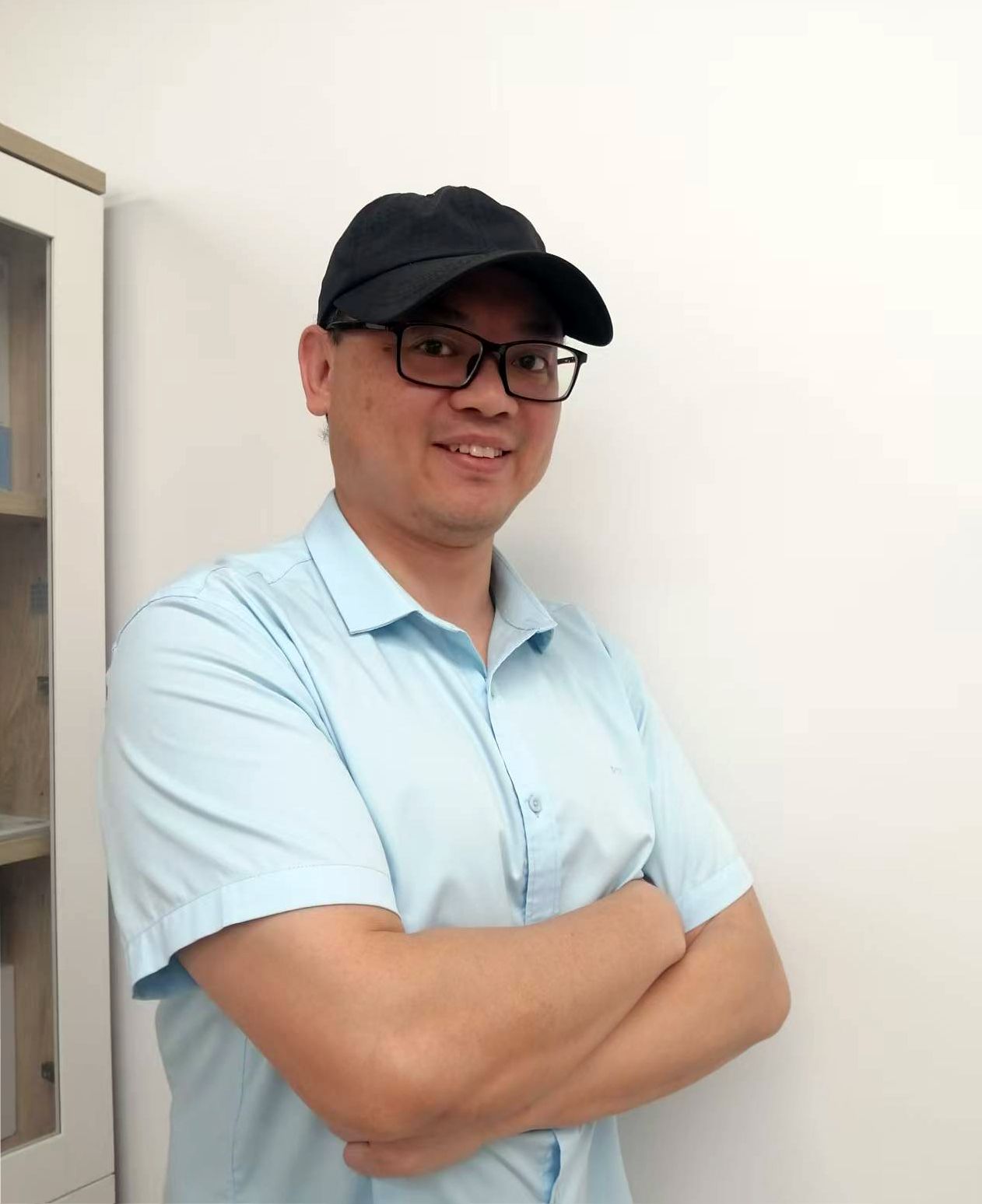王明钧